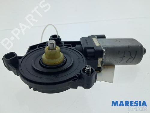Used Rear right window mechanism Rear right window mechanism ALFA ROMEO 159 Sportwagon (939_) 1.8 TBi (939BXN1B) (200 hp) 33054818 33054818