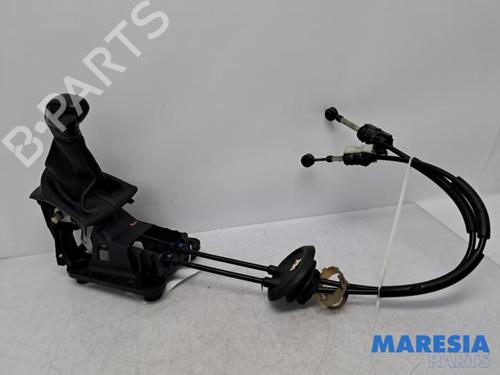 Used Gear lever PEUGEOT 208 I (CA_, CC_) 1.0 VTi (68 hp) 31492962
