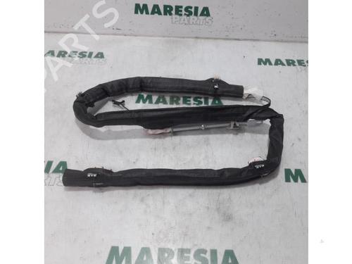 right-curtain-airbag-citroen-c5-iii-rd_-2008-2009-2010-2011-2012-2013-2014-2015-2016-2017-31417731 main image