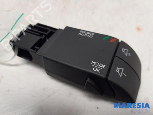 Used Switch RENAULT CLIO IV (BH_) 0.9 TCe 90 (BHNF, BHMA, BHMH, BHJK, BHJR) (90 hp) 31391989