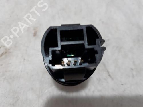 Used Switch RENAULT CAPTUR I (J5_, H5_) 1.2 TCe 120 (118 hp) 31414989