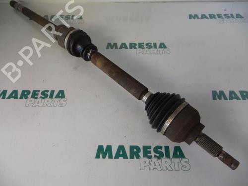 Used Right front driveshaft RENAULT LAGUNA II Grandtour (KG0/1_) 1.9 dCi (KG0G) (120 hp) 31512135