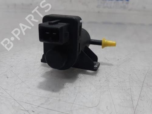 electronic-sensor-renault-megane-iv-hatchback-b9amn_-2015-31481815 main image
