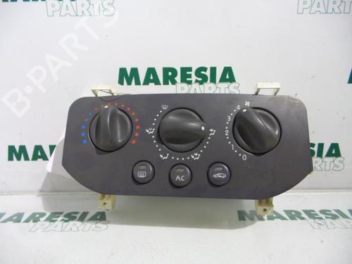Used Climate control RENAULT CLIO II (BB_, CB_) 1.6 (B/CB0D, BB00) (90 hp) 31536305