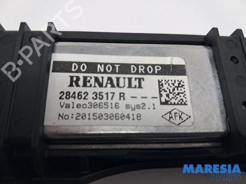 Camera RENAULT TWINGO III (BCM_, BCA_) 1.0 SCe 70 | BP31424812E14