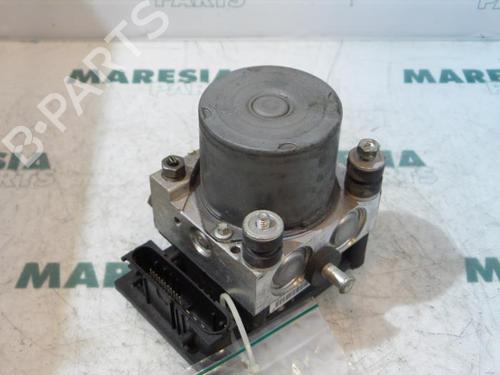 Used ABS pump ABS pump FIAT PUNTO (188_) 1.4 (95 hp) 31404118 31404118