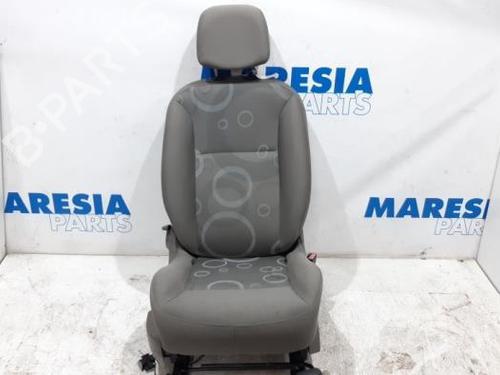 Used Right front seat RENAULT KANGOO / GRAND KANGOO II (KW0/1_) 1.6 16V (KW03, KW09, KW0D, KW0U, KW0W, KW13) (106 hp) 31446053