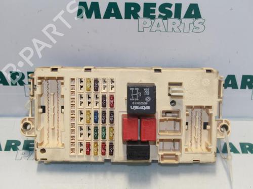 fuse-box-fiat-punto-188_-1999-2000-2001-2002-2003-2004-2005-2006-2007-2008-2009-2010-2011-2012-31535930 main image