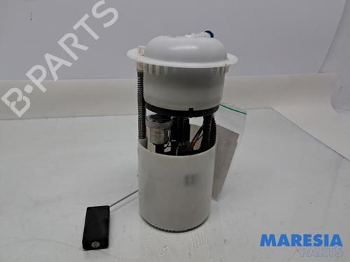 Used Fuel pump FIAT 500 (312_) 1.2 (312AXA1A) (69 hp) 31469089