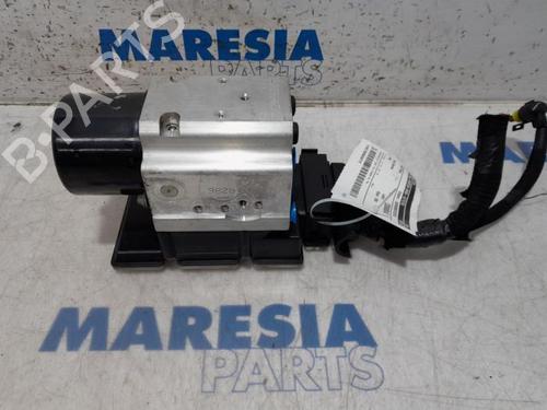 Used ABS pump ALFA ROMEO 159 Sportwagon (939_) 2.4 JTDM (939BXD1B, 939BXD12) (200 hp) 31416858