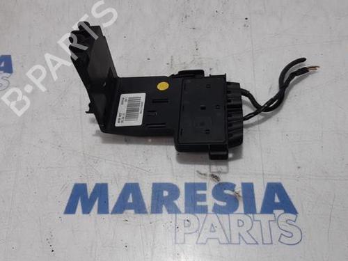 Used Fuse box PEUGEOT 308 I (4A_, 4C_) 1.6 16V (150 hp) 31439348