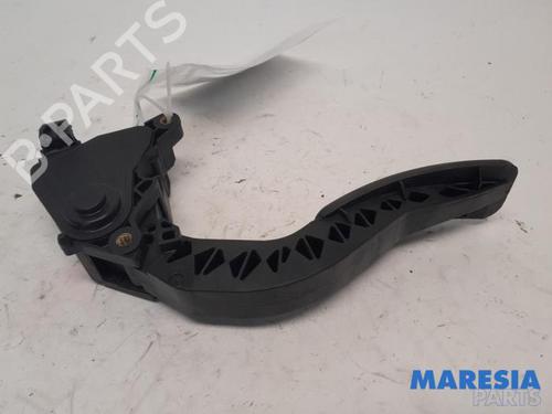 electronic-module-renault-trafic-iii-van-fg_-2014-31427778 main image