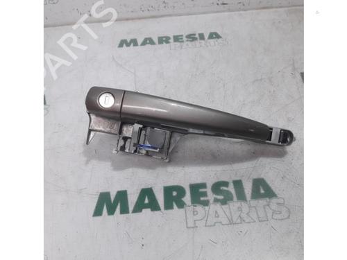 front-left-exterior-door-handle-peugeot-208-i-ca_-cc_-2012-2013-2014-2015-2016-2017-2018-2019-2020-2021-31407679 main image
