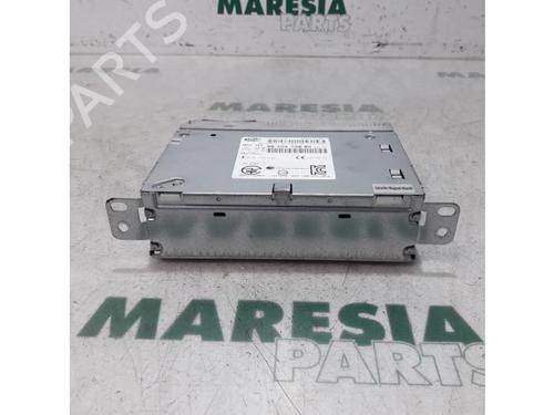 Used Radio PEUGEOT 308 SW II (LC_, LJ_, LR_, LX_, L4_) 1.6 HDi 92 (92 hp) 31398358