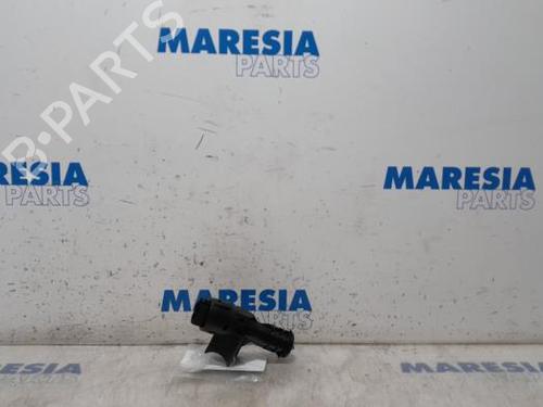 Used Ignition barrel FIAT 500 (312_) 1.2 (312AXA1A) (69 hp) 31449847