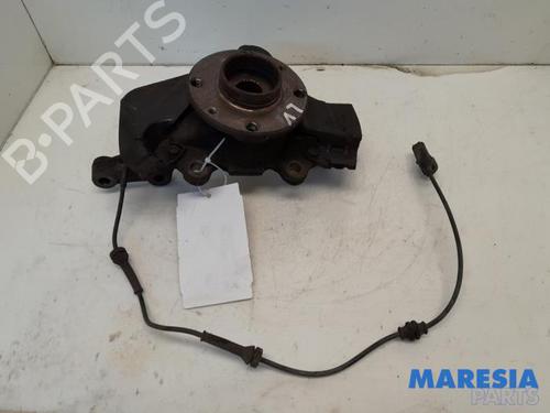 Used Left front steering knuckle Left front steering knuckle FIAT FIORINO Box Body/MPV (225_) 1.3 D Multijet (225BXD1A, 225BXB1A, 225BXB11) (75 hp) 31462430 31462430