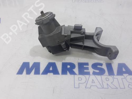 Used Ignition barrel ALFA ROMEO MITO (955_) 1.3 MultiJet (955AXH1B, 955AXT1A) (90 hp) 31474522