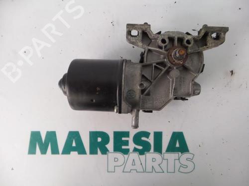 Used Front wiper motor FIAT PANDA (169_) 1.2 (169.AXB11, 169.AXB1A) (60 hp) 31386073
