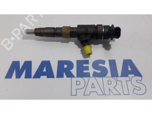 Used Injector PEUGEOT PARTNER Box Body/MPV 1.6 HDi / BlueHDi 75 (75 hp) 31519447