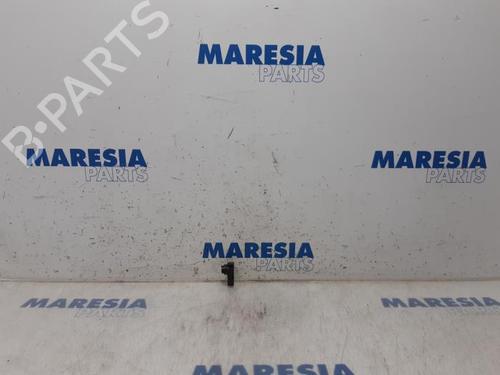 Used Electronic sensor CITROËN C4 CACTUS 1.6 BlueHDi 100 (99 hp) 31513228