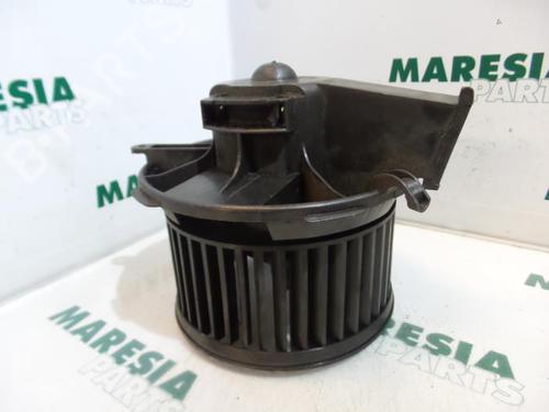 Used Heater blower motor PEUGEOT 206 Hatchback (2A/C) 1.4 i (75 hp) 31493284