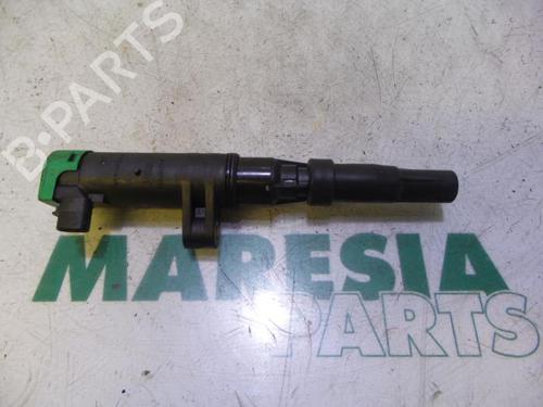 Used Ignition coil RENAULT SCÉNIC II (JM0/1_) 1.6 (JM0C, JM0J, JM1B) (113 hp) 31503663