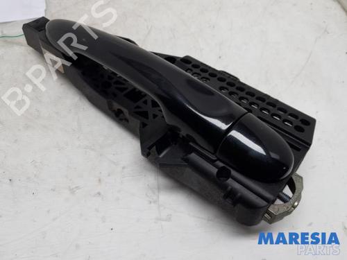 front-right-exterior-door-handle-renault-clio-iv-grandtour-kh_-2012-2013-2014-2015-2016-2017-2018-2019-2020-2021-31393688 main image