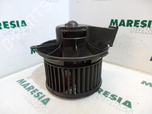 Used Heater blower motor PEUGEOT 206 Hatchback (2A/C) 1.4 i (75 hp) 31448320