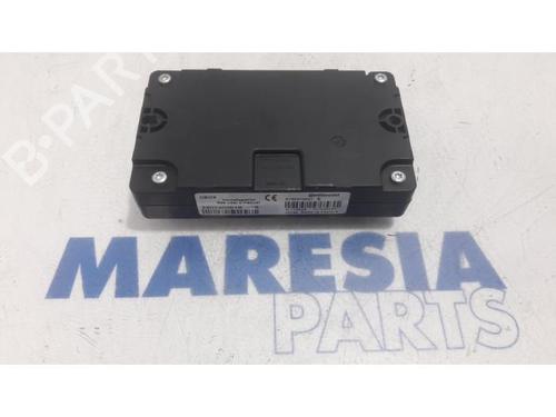 Used Control unit RENAULT SCÉNIC III (JZ0/1_) 1.5 dCi (110 hp) 31526547