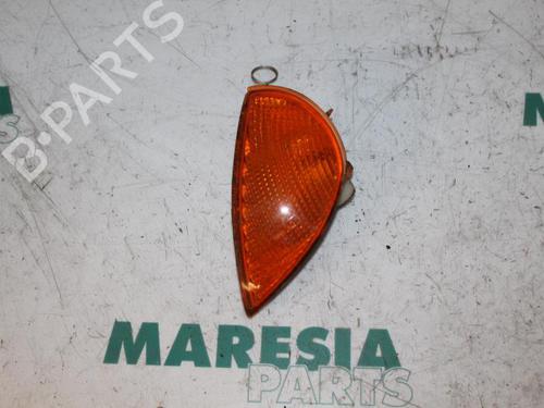 Blinklys fortil venstre FIAT SEICENTO / 600 (187_) 0.9 (187AXA, 187AXA1A) (39 hp) 31492203