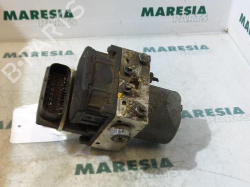 Used ABS pump ABS pump ALFA ROMEO 147 (937_) 1.6 16V T.SPARK ECO (937.AXA1A, 937.BXA1A) (105 hp) 31410235 31410235