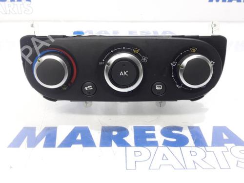 Used Climate control RENAULT CLIO IV Grandtour (KH_) 1.5 dCi 90 (KHN3, KHN4) (90 hp) 31435656
