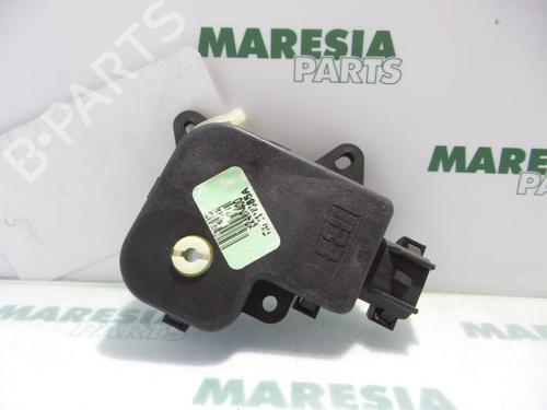 other-renault-laguna-ii-grandtour-kg01_-2001-2002-2003-2004-2005-2006-2007-31421034 main image