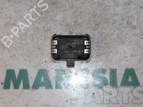Used Electronic sensor RENAULT LAGUNA II Grandtour (KG0/1_) 2.0 16V (KG00, KG0K, KG0W, KG0P) (135 hp) 31458537