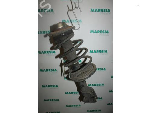 right-front-shock-absorber-alfa-romeo-146-930_-1994-1995-1996-1997-1998-1999-2000-2001-31447157 main image