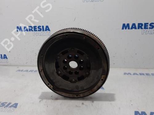 Used Flywheel PEUGEOT 308 CC (4B_) 2.0 HDi (4BRHRH, 4BRHRJ) (136 hp) 31530207