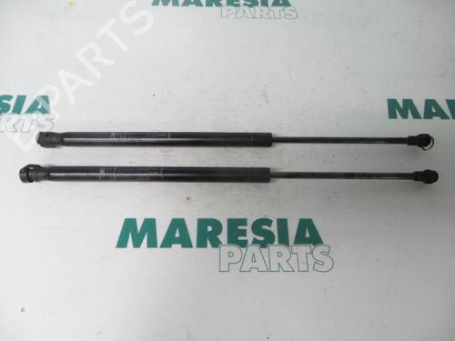 Used Tailgate lift support ALFA ROMEO MITO (955_) 1.3 MultiJet (955AXT1A) (84 hp) 31500252