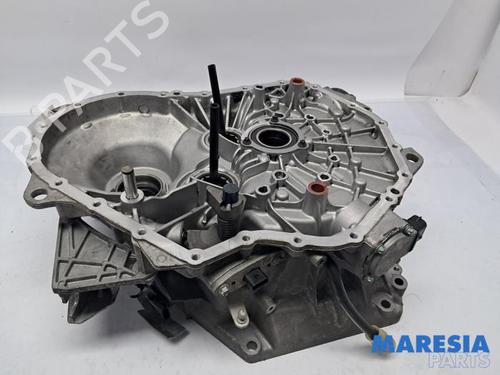 Used Manual Gearbox (For Parts) Manual Gearbox (For Parts) RENAULT CLIO IV Grandtour (KH_) 1.2 TCe 120 (KHM0) (120 hp) 31442376 31442376