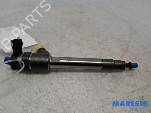 Used Injector ALFA ROMEO GIULIA (952_) 2.2 D (952AEM250, 952AEA250) (150 hp) 31483045