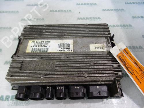 Gearkassestyreenhed RENAULT CLIO I (B/C57_, 5/357_) 1.4 (80 hp) 31498062