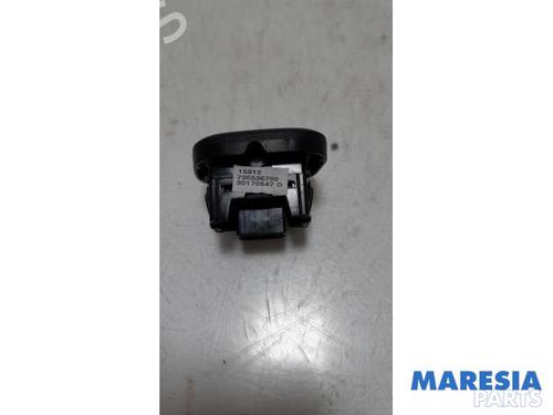 Right front window switch FIAT PANDA (312_, 319_) 0.9 (312PXG1A) | BP31516177I26