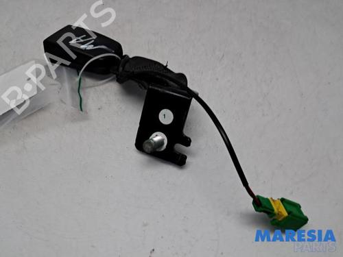 seat-buckle-alfa-romeo-giulietta-940_-2010-2011-2012-2013-2014-2015-2016-2017-2018-2019-2020-31471328 main image