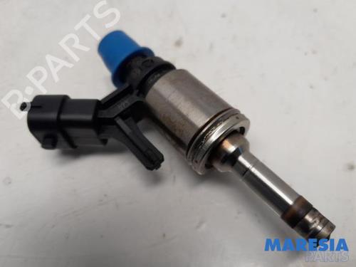 Used Injector PEUGEOT 5008 (0U_, 0E_) 1.6 16V (156 hp) 31525733