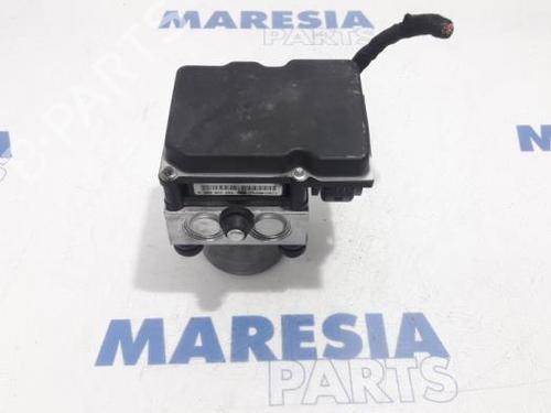 Used ABS pump ALFA ROMEO MITO (955_) 0.9 TwinAir (955AXY1B) (105 hp) 31406418