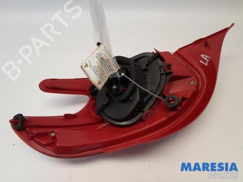 Left taillight PEUGEOT 208 I (CA_, CC_) 1.4 HDi | BP31522623C34