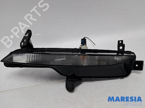 Used Right front indicator RENAULT MEGANE IV Grandtour (K9A/M/N_) 1.3 TCe 115 (K9N9) (116 hp) 31419283