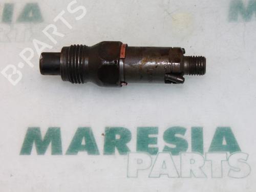 Used Injector RENAULT LAGUNA I (B56_, 556_) 1.9 dTi (B56J) (98 hp) 31513271