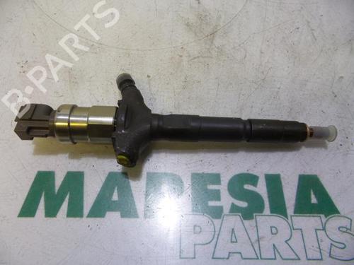 Used Injector RENAULT ESPACE IV (JK0/1_) 3.0 dCi (JK0J, JK0V) (177 hp) 31425206