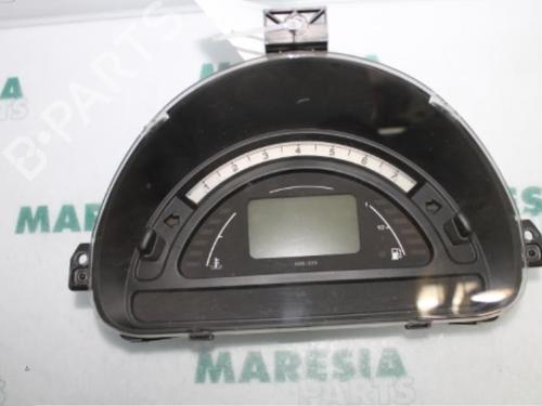 Used Instrument cluster CITROËN C3 I (FC_, FN_) 1.6 16V (109 hp) 31460014