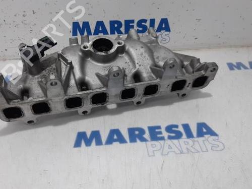 Used Injection rail RENAULT MASTER III Van (FV) 2.3 dCi 180 FWD (FV04, FV07) (179 hp) 31410298